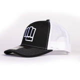 BLACK/WHITE- WHITE FIST HAT
